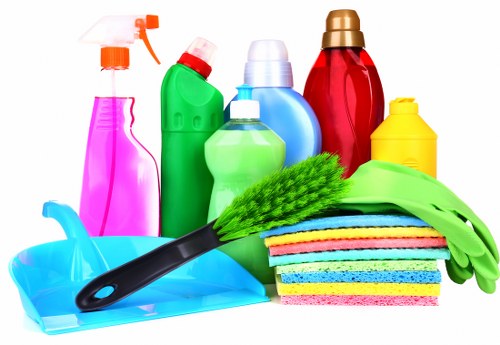 Reliable SE19 office cleaning for a small business premises with access considerations