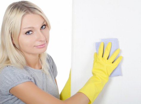 Kitchen and bathroom cleaning support for SE19 customers